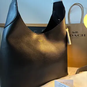 COACH Brooklyn 28 Shoulder Bag In Black