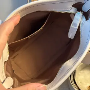 [READY STOCK] COACH Mini City Tote 15